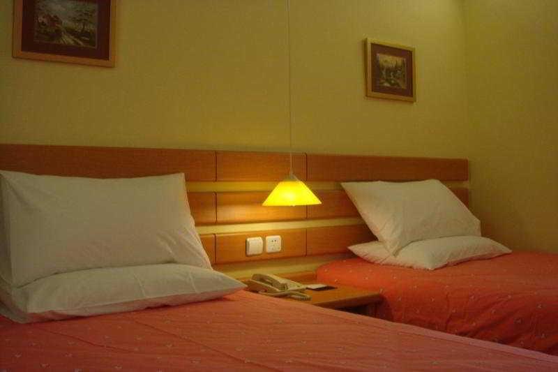 Home Inn Central Avenue Pedestrain Street Harbin Extérieur photo