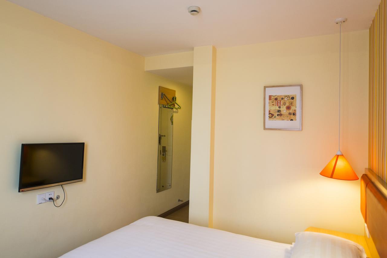 Home Inn Central Avenue Pedestrain Street Harbin Extérieur photo